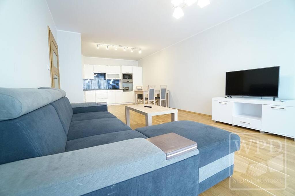Big Apartment - Old Town - 3 Rooms - Private Parking วรอตซวาฟ ภายนอก รูปภาพ
